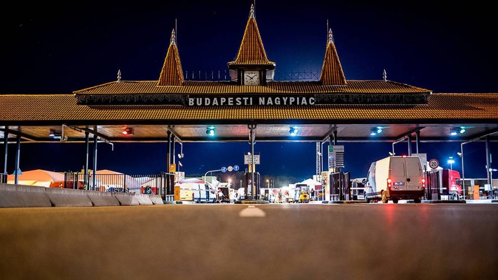 A legnagyobb magyarországi piacterek: friss zöldségek és gyümölcsök kínálata, helyszínek és tippek